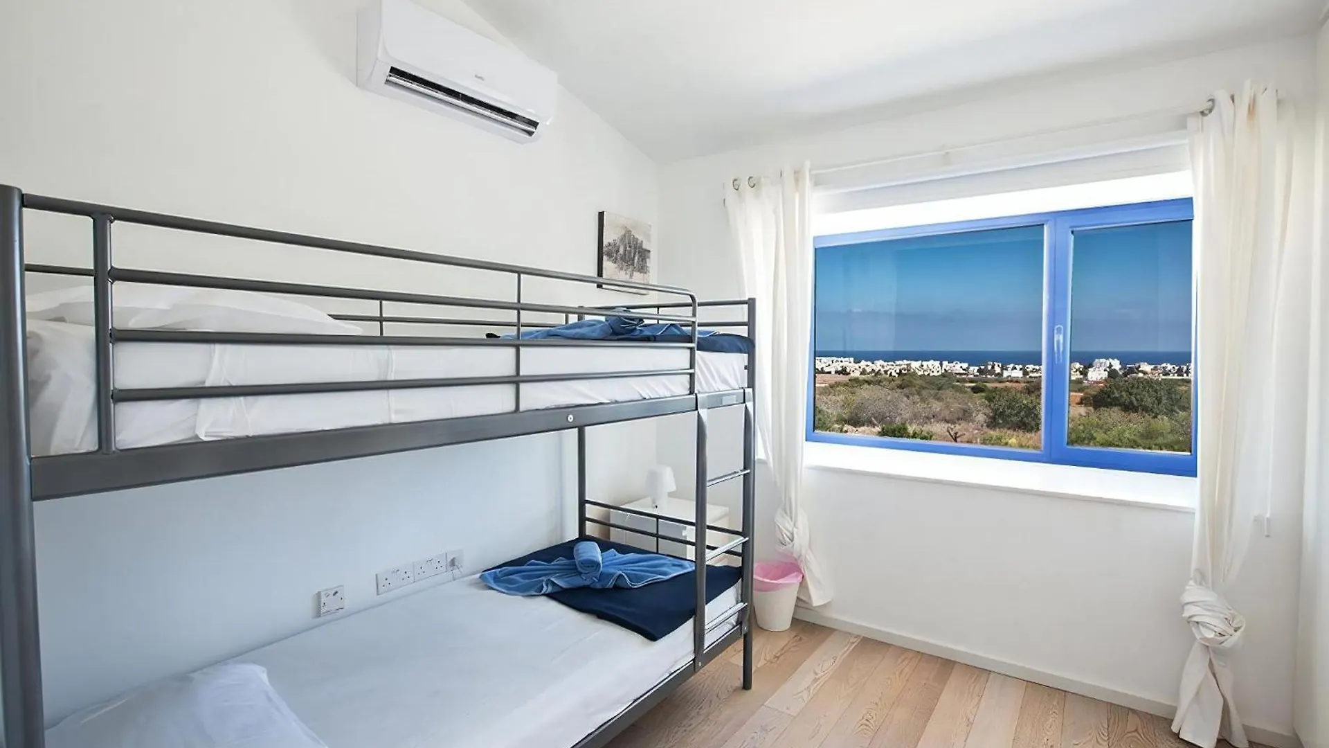 Villa Ioanni Helios - Stunning 4 Bedroom Protaras Villa - Few Minutes Drive To Fig Tree Bay